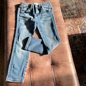 Hudson skinny jeans, signature flapped pockets, comfortable stretch
